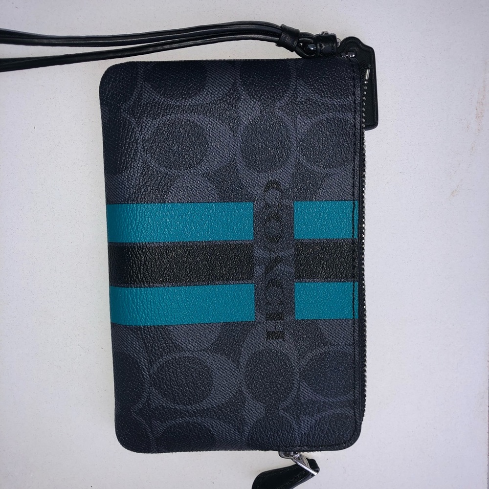 COACH small wristlet